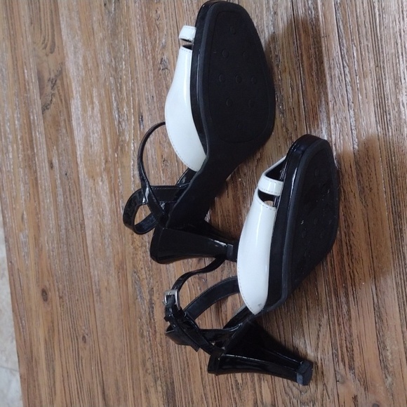 Life stride high heels 6.5 wide 3 in. Heel nwot - Picture 4 of 6